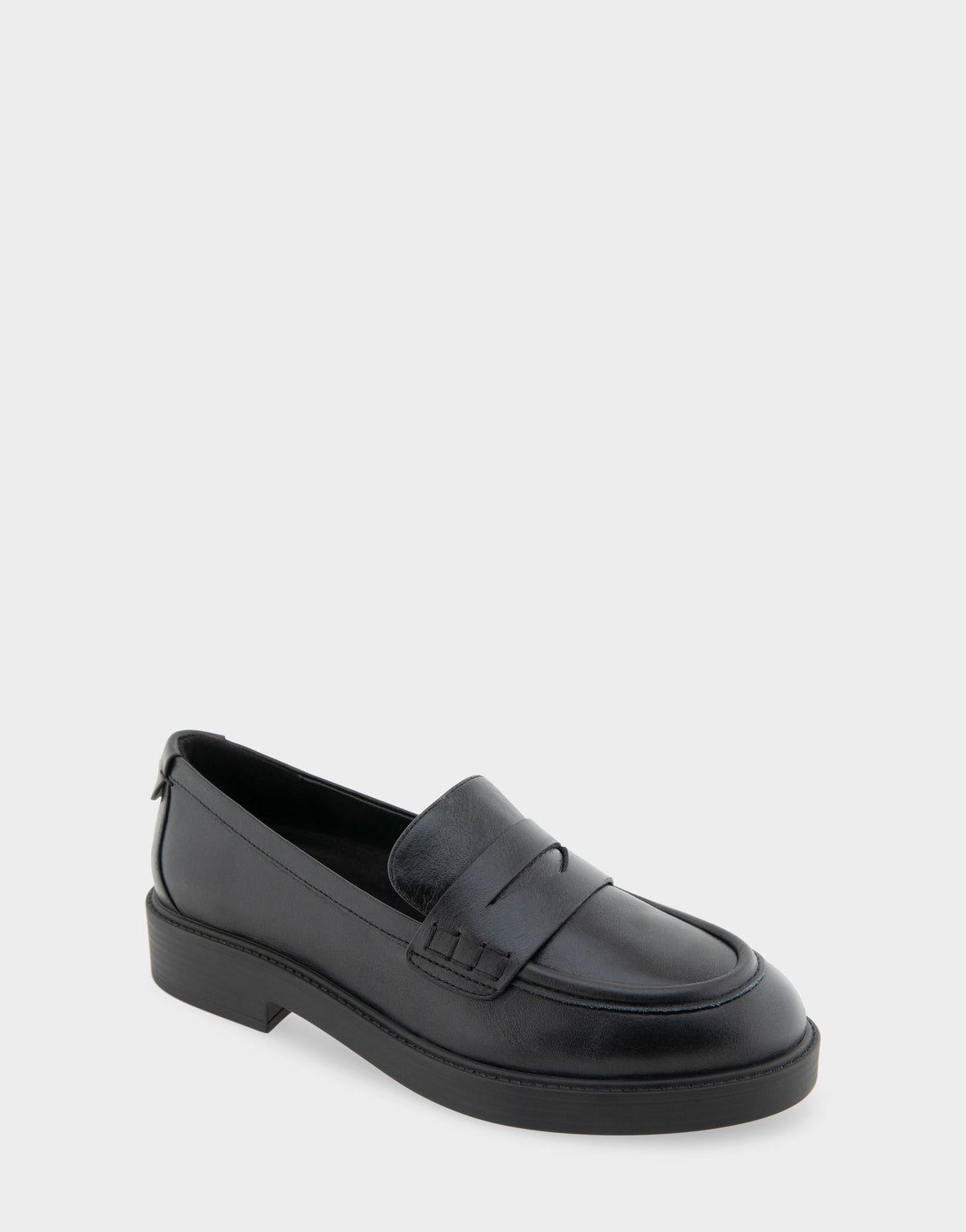 Aerosoles Women's Tailored Loafer in Black Leather