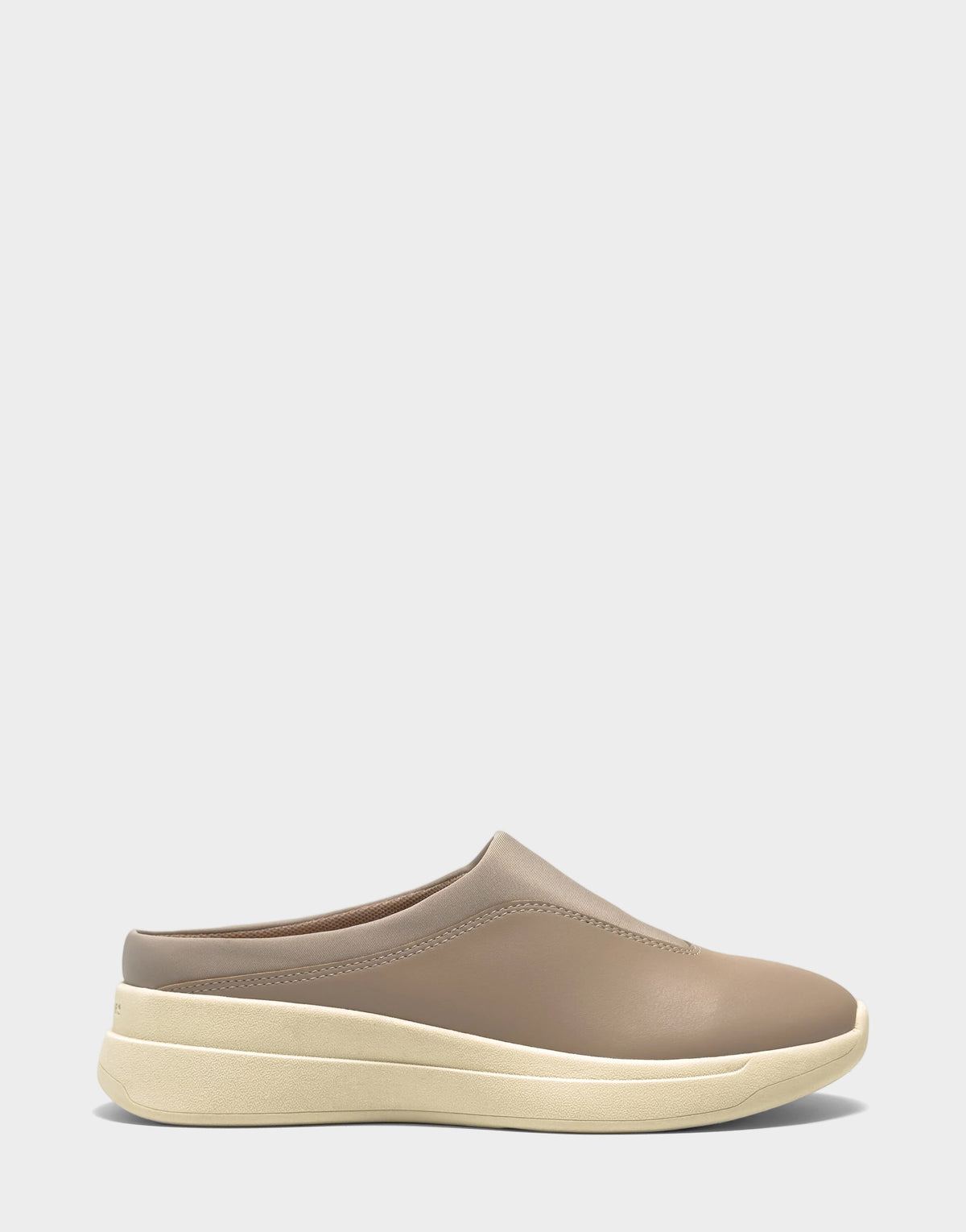 Aerosoles Comfortable Women's Mule in Natural Faux Leather/neoprene
